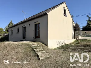Pavillon à Vallery (89150)