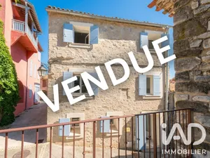 Village house in Vitrolles-en-Lubéron (84240)