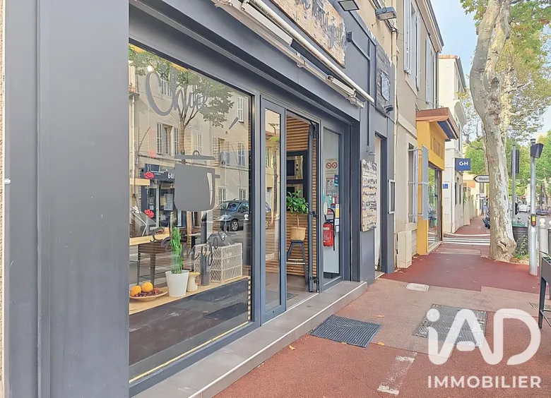 Local commercial 130 m² · à Marseille · 130 m² · 112 000 €
