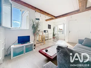 Apartment in Paris (75009)