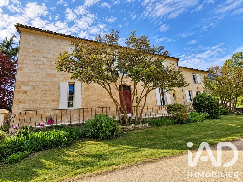 Maison 9 pièces 230 m² · à Gaujac · 230 m² · 199 000 €