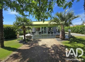 Commercial in Saint-Rémy (79410)