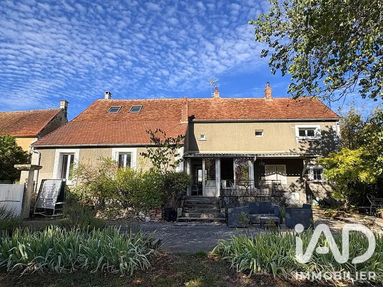 Maison 6 pièces 215 m² · à Thury · 215 m² · 298 000 €