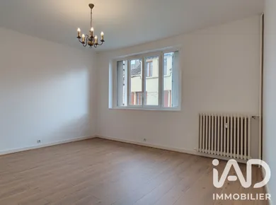Studio à Étampes (91150)