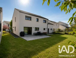 Maison d'architecte à Sanry-sur-Nied (57530)