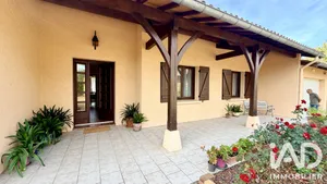 Traditional house in Buellas (01310)