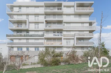 Appartement à Noisy-le-Grand (93160)