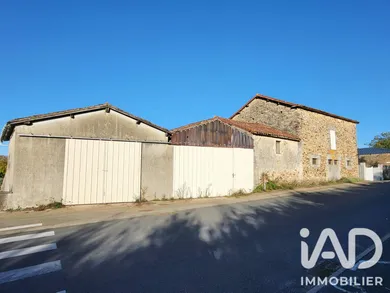 Maison traditionnelle à Scillé (79240)