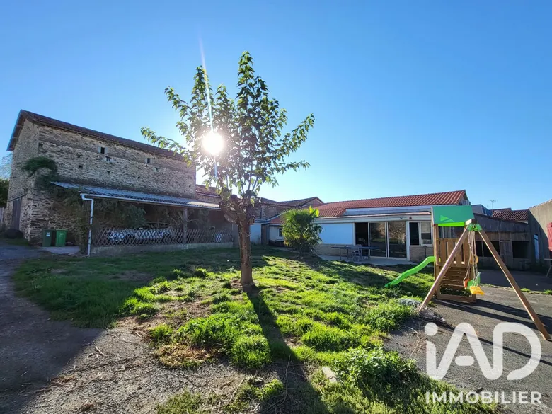 Maison 5 pièces 155 m² · à Scillé · 155 m² · 157 500 €