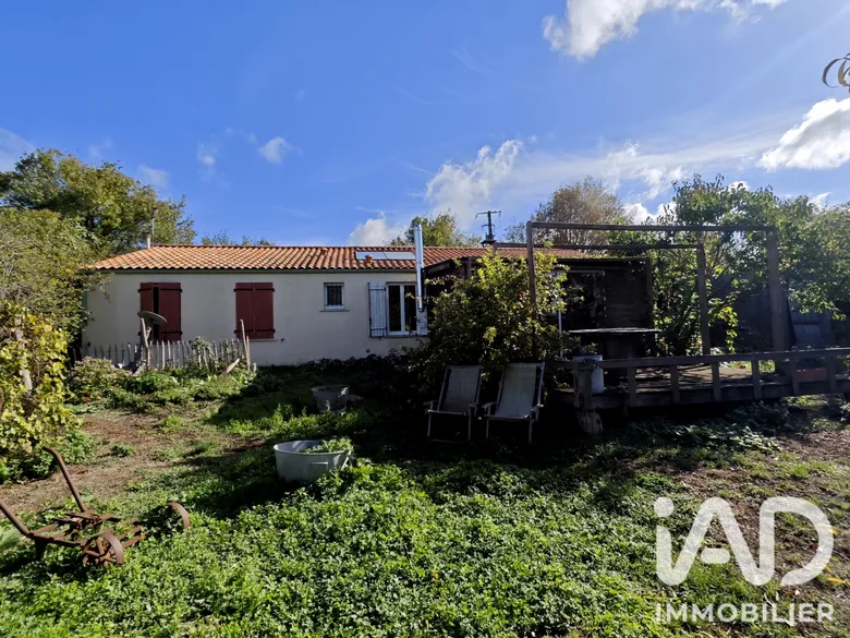 Maison 7 pièces 139 m² · à Ensigné · 139 m² · 161 000 €