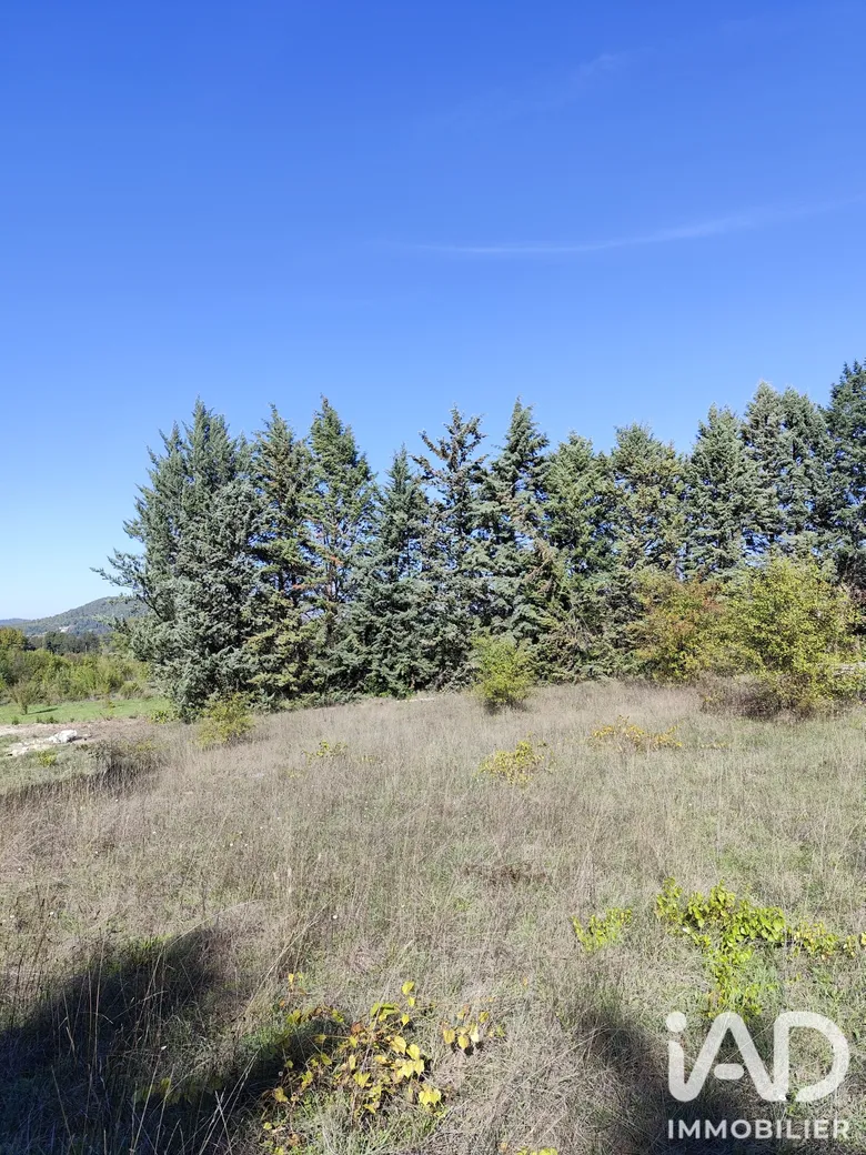 Terrain 1065 m² · à Crespian · 117 000 €