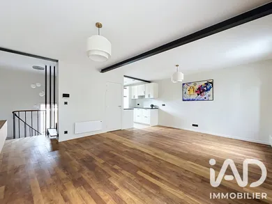 Triplex à Clamart (92140)