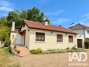 Maison de village à Seine-Port (77240)