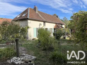 House in Montsuzain (10150)