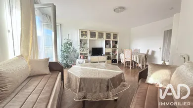 Apartment in Bobigny (93000)