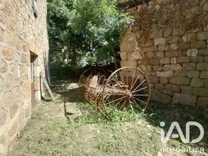 Farm in Colombier-le-Vieux (07410)
