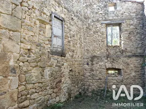 Ferme à Colombier-le-Vieux (07410)