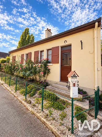 Maison de village à Saint-Eugène (02330)