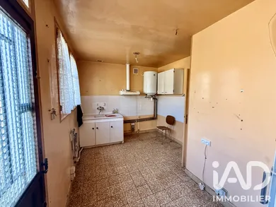 Maison de village à Saint-Eugène (02330)