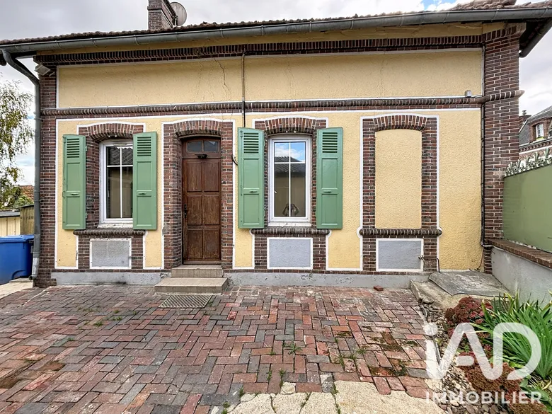 Maison 7 pièces 95 m² · à Lormaye · 95 m² · 229 000 €