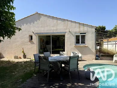 Maison à LE MUY (83490)