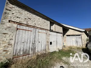 Barn in Jouy-sur-Morin (77320)