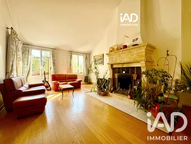 Duplex à Louveciennes (78430)