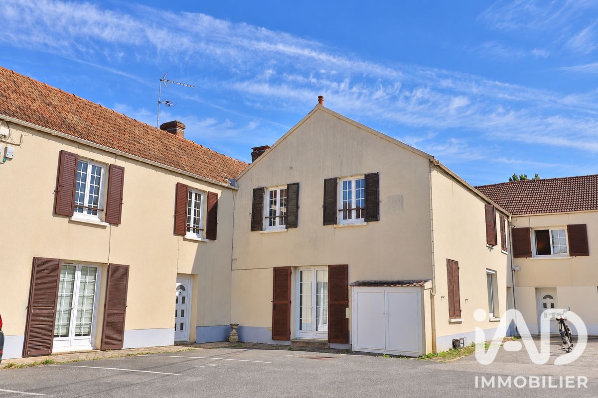 Appartement 2 pièces de 31 m² à Maurepas (78310)