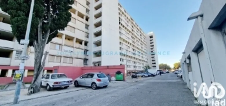 Appartement 3 pièces 58 m² · à Toulon · 58 m² · 55 000 €