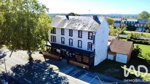 Boutique/Local commercial à Naucelle (12800)