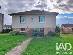 Maison à Fontenay-Trésigny (77610)