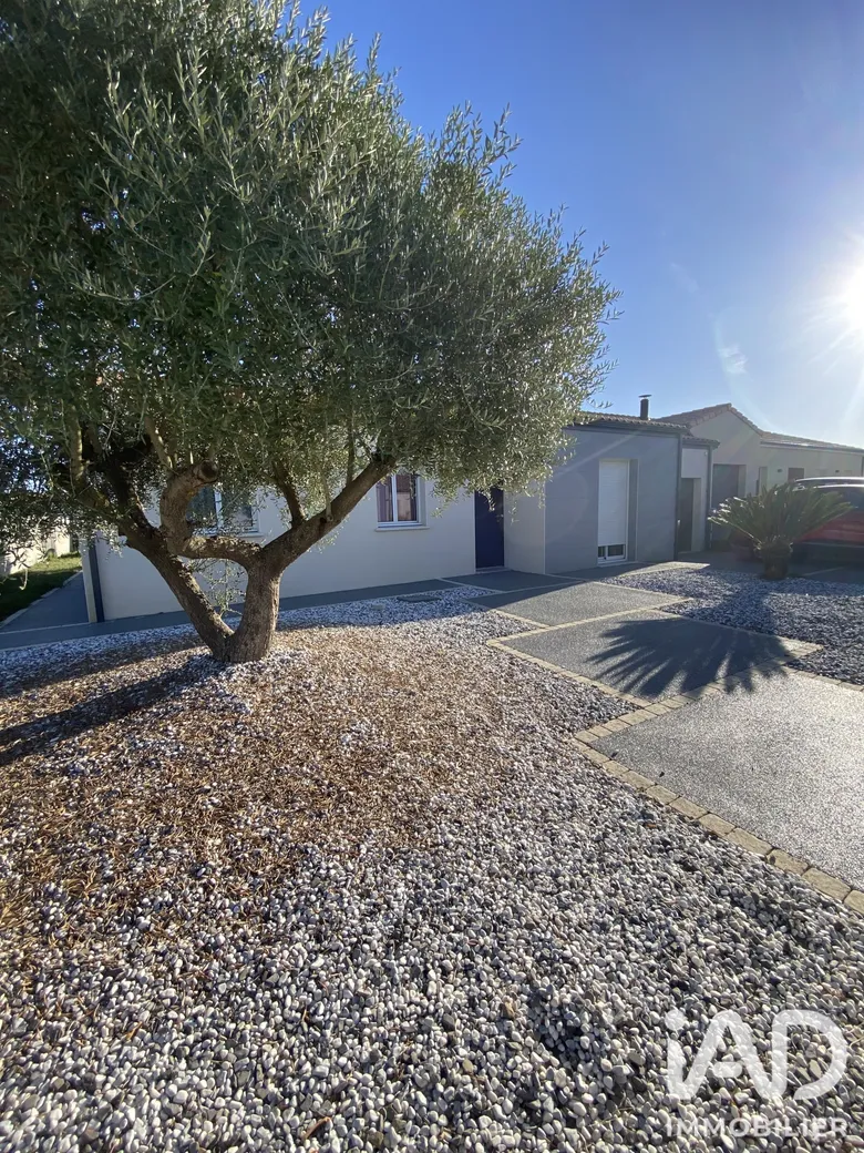 Maison 4 pièces 100 m² · à Sainte-Foy · 100 m² · 328 000 €