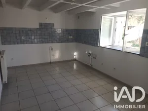 Townhouse in Bressuire (79300)