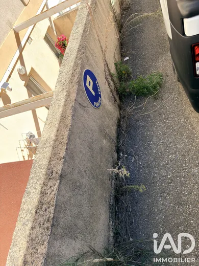 Parking à Carnoux-en-Provence (13470)