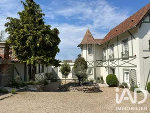 Demeure à Villennes-sur-Seine (78670)