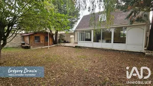 Village house in Barbizon (77630)