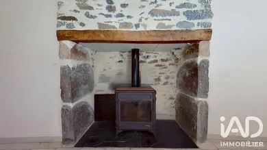 Maison traditionnelle à Chaussenac (15700)