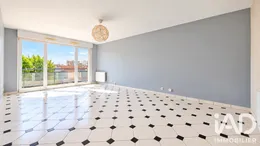 Apartment in Reims (51100)