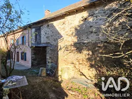Ferme à Saint-Jean-Delnous (12170)