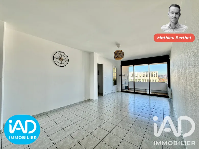 Appartement 3 pièces 62 m² · à Saint-Étienne · 61,9 m² · 70 000 €