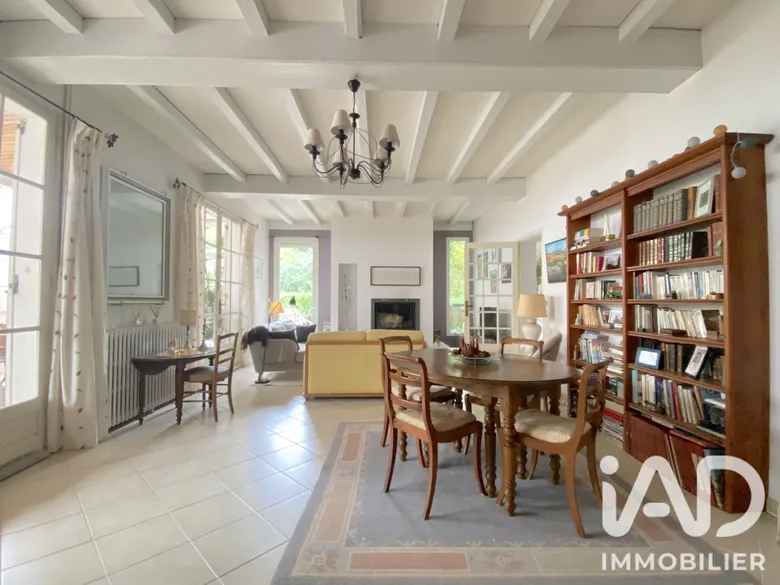 Maison 6 pièces 180 m² · à Arveyres · 180 m² · 339 000 €