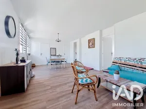 Apartment in La Rochelle (17000)