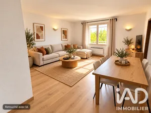 Apartment in Pierrevert (04860)