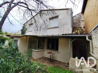 Maison à Magné (79460)