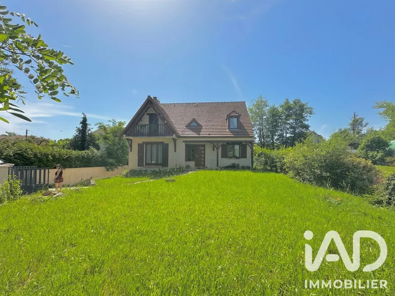 Maison 6 pièces 163 m² · à La Ville-du-Bois · 163 m² · 489 000 €