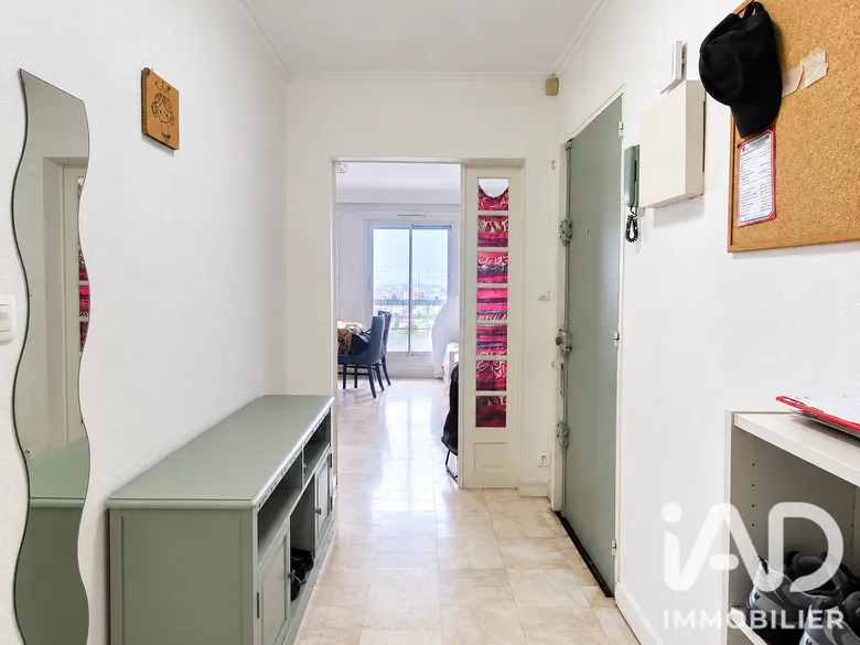 Appartement 4 pièces 83 m² · à Montreuil · 82,6 m² · 335 000 €
