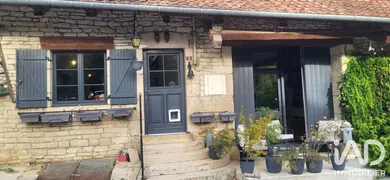 Maison de village à Chassagne-Saint-Denis (25290)