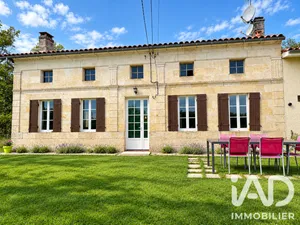Farm in Chamadelle (33230)