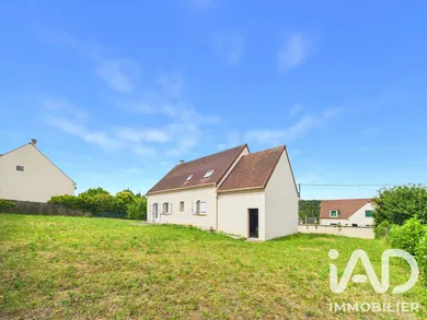House in Samoreau (77210)