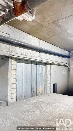Parking in Paris (75019)